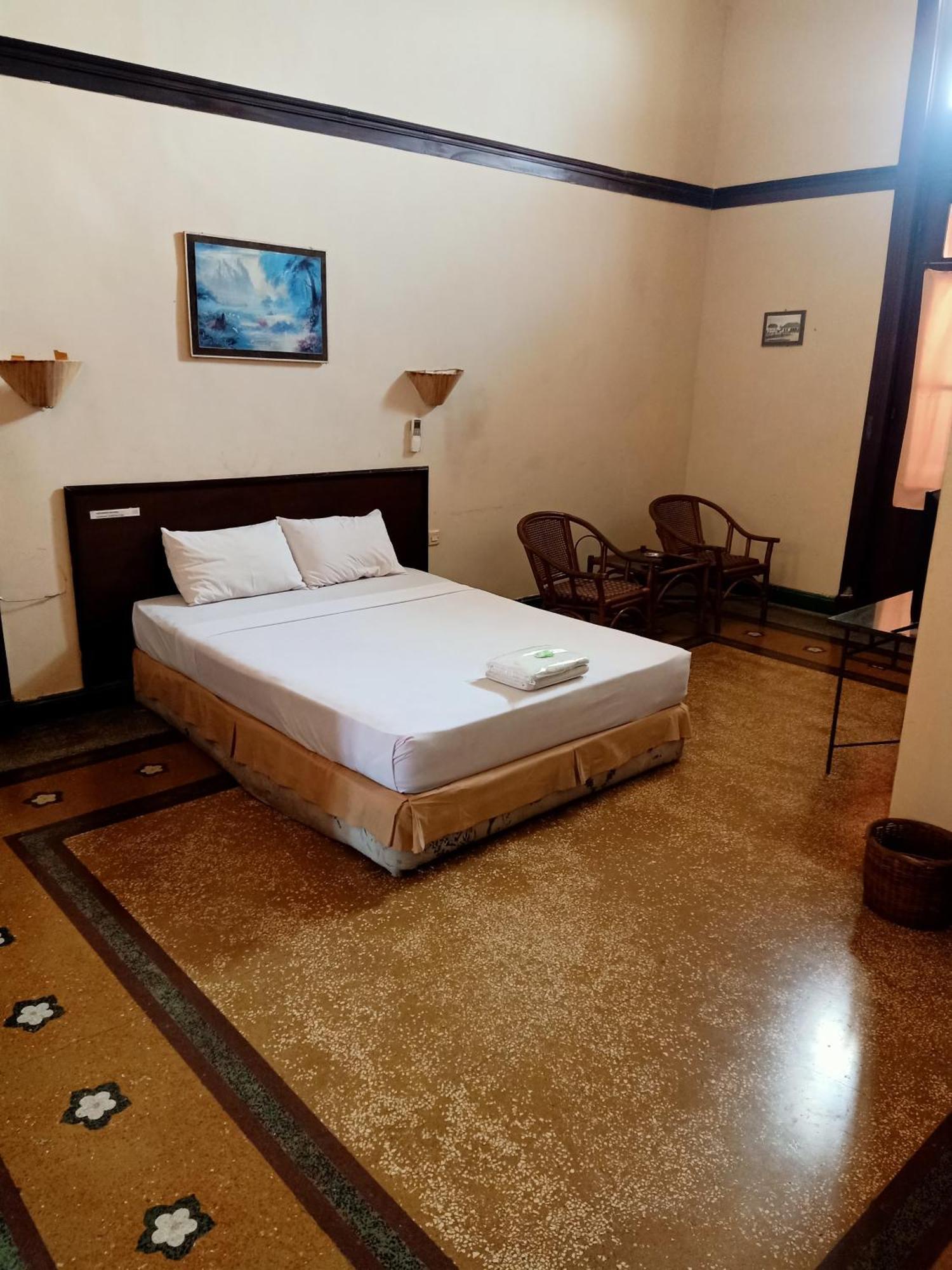 לוואנג Hotel Niagara מראה חיצוני תמונה