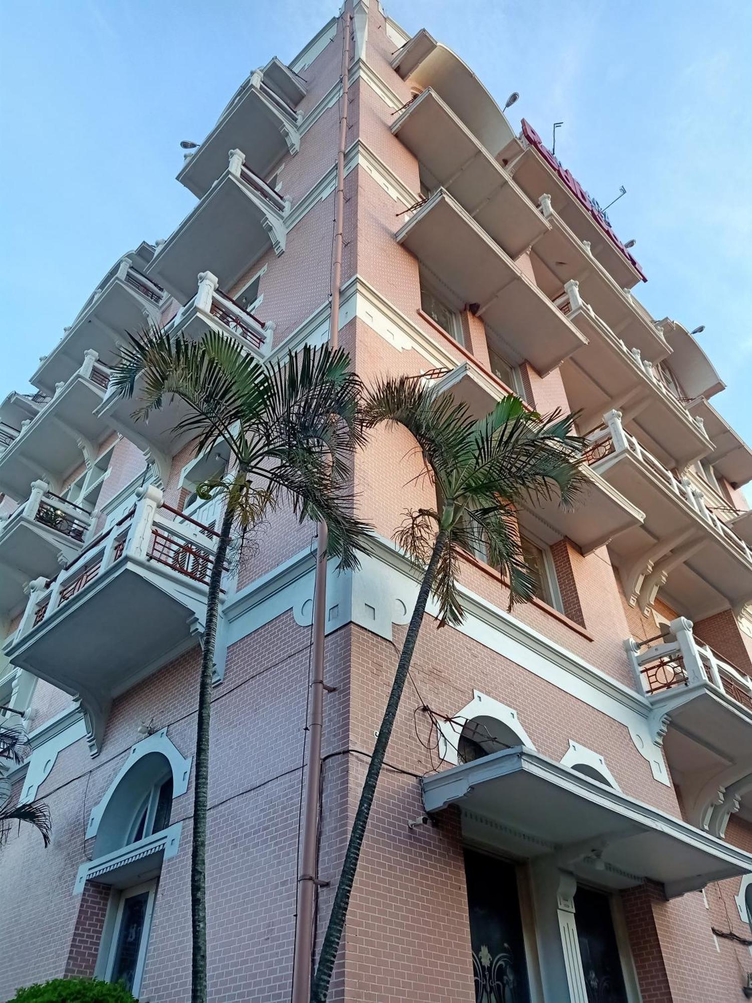 לוואנג Hotel Niagara מראה חיצוני תמונה