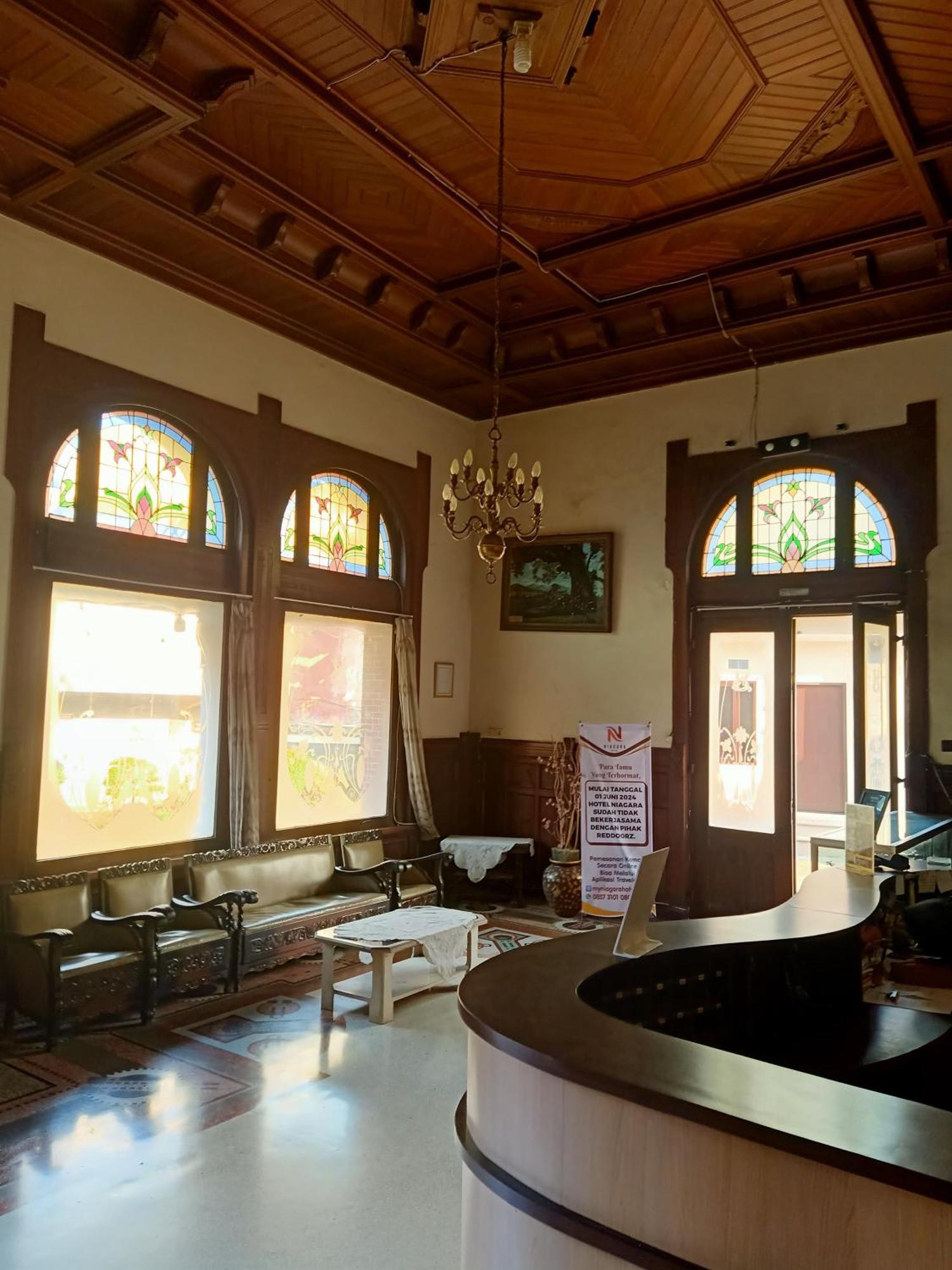 לוואנג Hotel Niagara מראה חיצוני תמונה